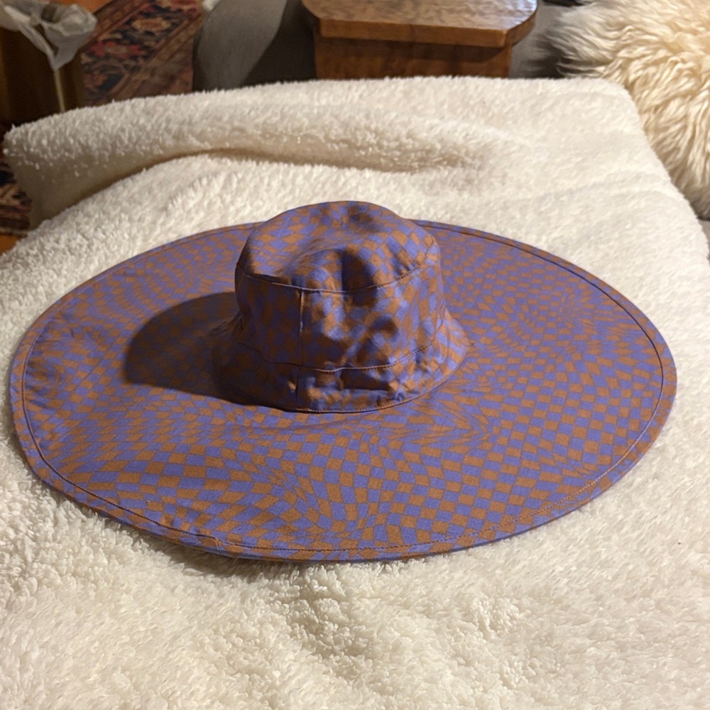 Baggu Lavender Trippy Checker Packable Sunhat